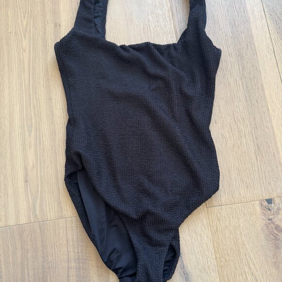 Show Me Your MuMu the scrunch one piece - Picture 2 of 7